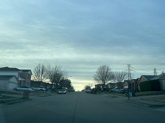 4th image of 6131 Balcony Ln