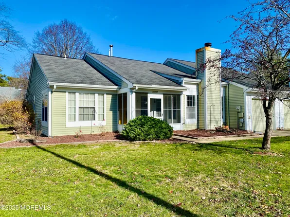 1121A Thornbury Lane, Manchester, NJ 08759