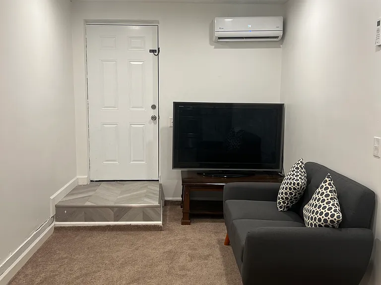 6100 Steve Scarlett Pl — Photo 2
