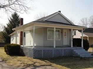 419 Evans St, Jonesville, MI 49250