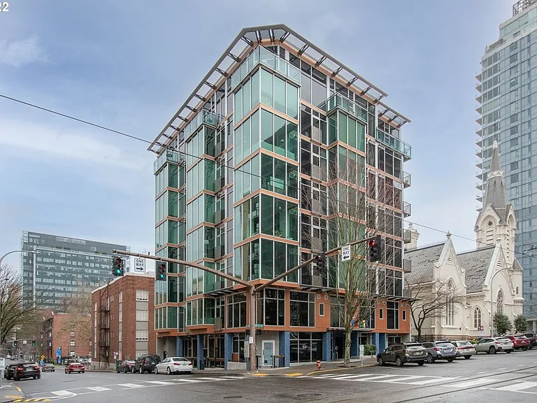 1410 SW 11th Ave #201 — Photo 22