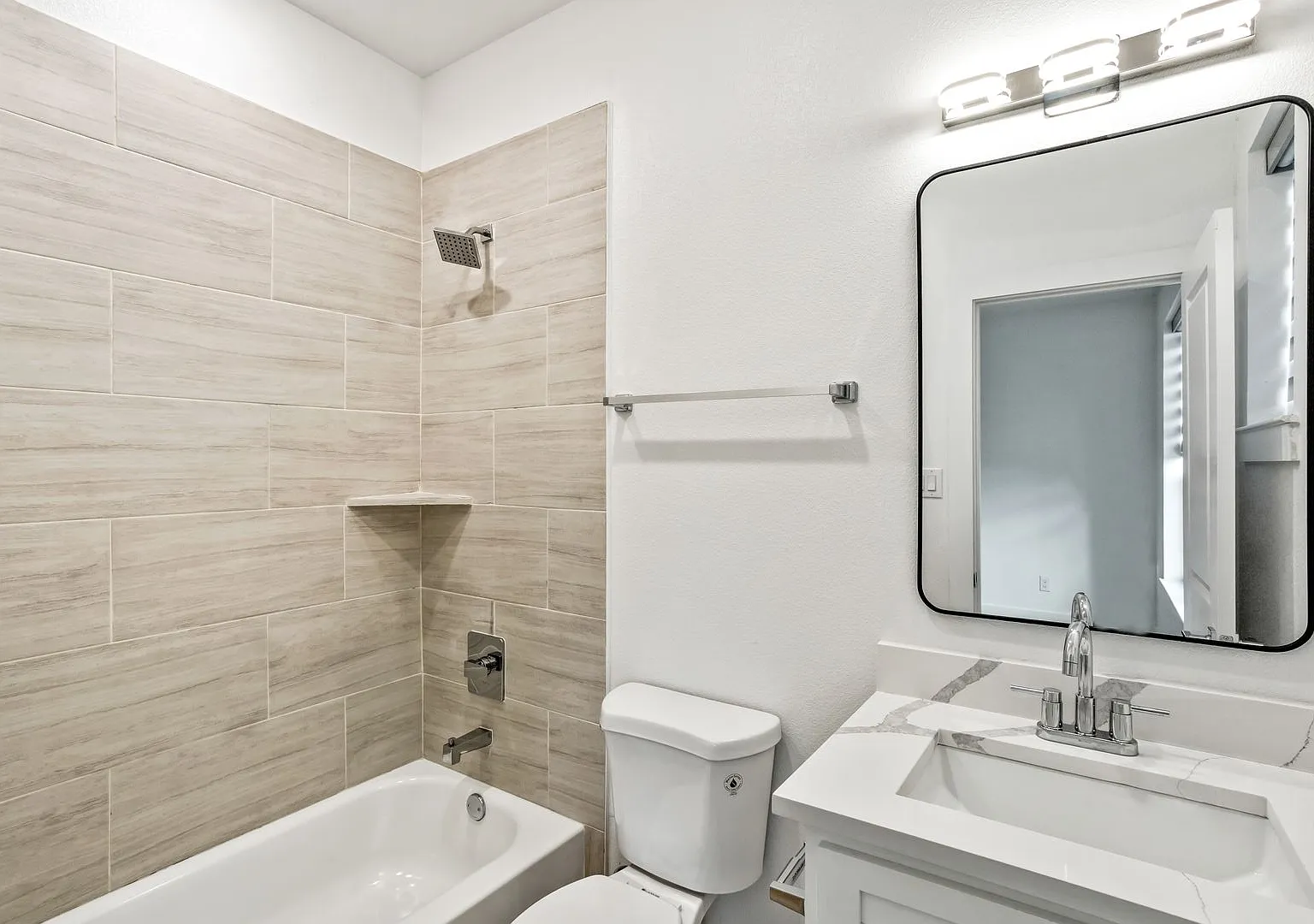 Benbrook 2400 - Unit 108 — Photo 3