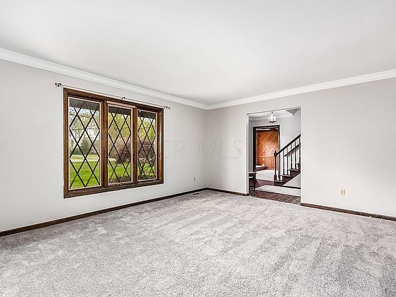 5th image of 541 Fairway Blvd