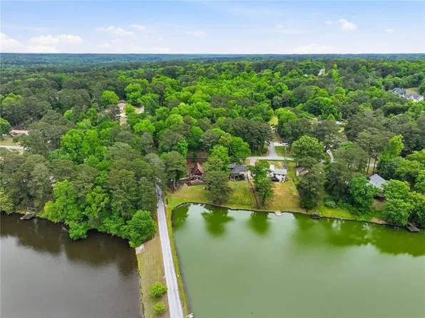 2569 Lake Capri Dr #33, Conyers, GA 30012
