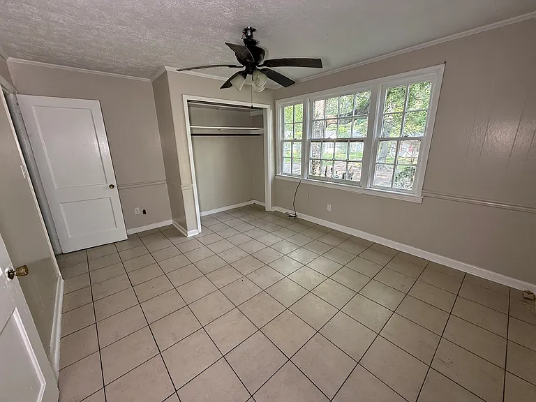 23 N Circle Dr — Photo 5