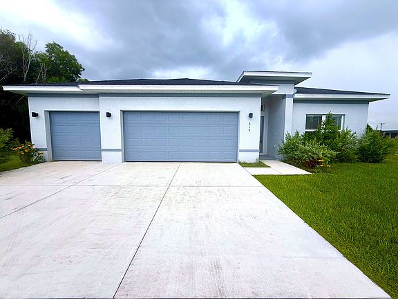 3rd image of 619 NW 2nd Ln