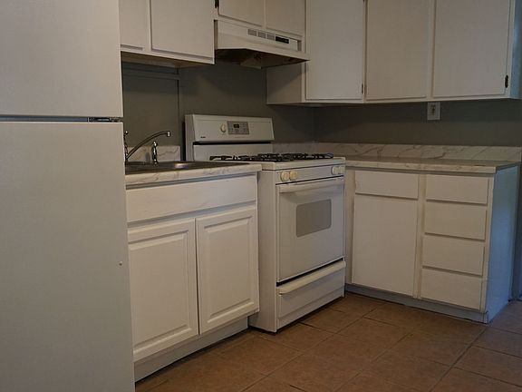 3rd image of 3036 S West Temple #3038