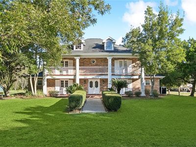 1913 Bayou Rd, Saint Bernard, LA, 70085