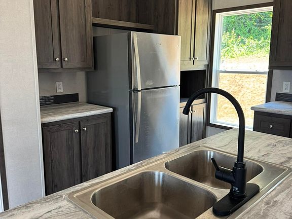 5th image of 49 Linkview Rd