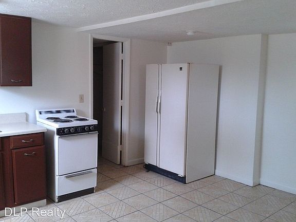 5th image of 33 S Grandview Ave APT 6