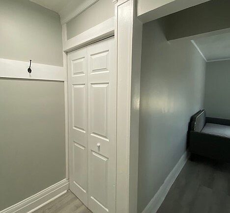 2nd image of 2017 E Genesee St #11355772