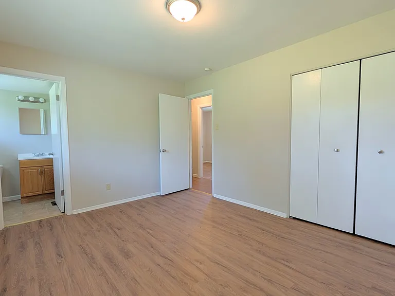 3356 Clemens Dr — Photo 29