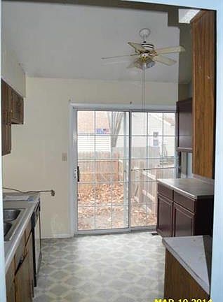 4th image of 8009 NW Stoddard Ave