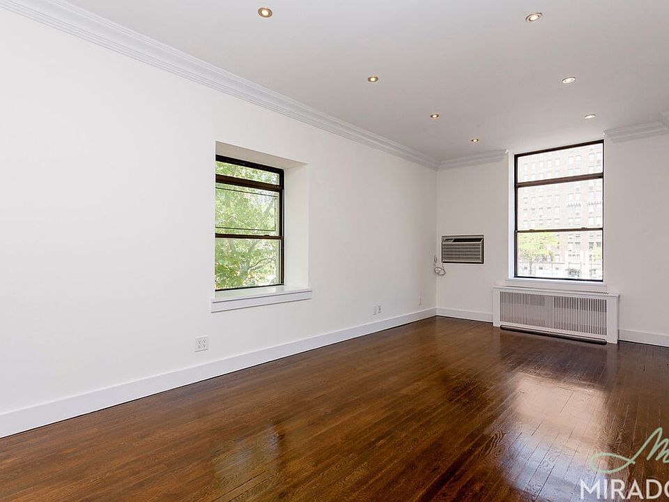 1st image of 304 E 20th St APT 7G