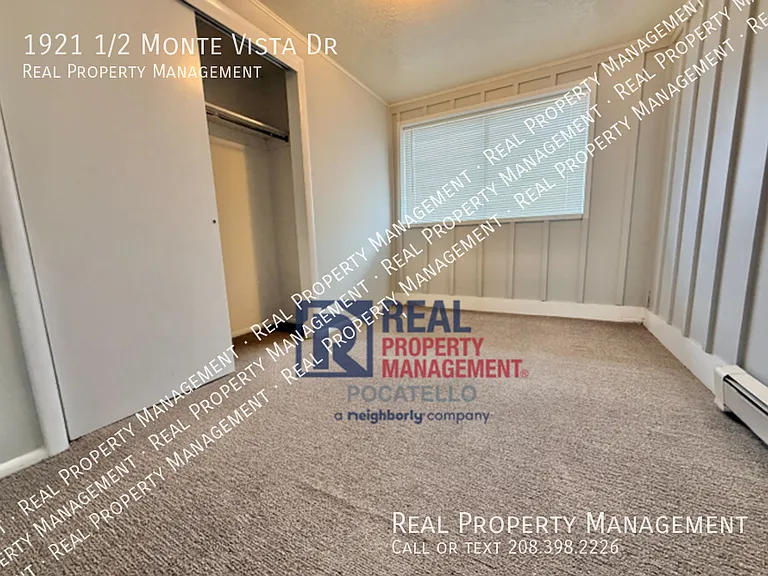 1921 1/2 Monte Vista Dr — Photo 12