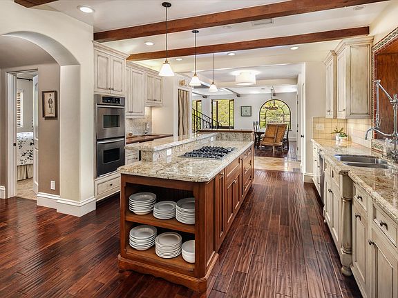 5th image of 333 Conejo Rd