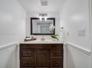Castle Apartments, Fort Lauderdale, FL 33313