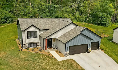 5411 Destination Ln NE Photo 1