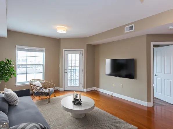 230 E Ponce De Leon Ave Unit 303, Decatur, GA 30030