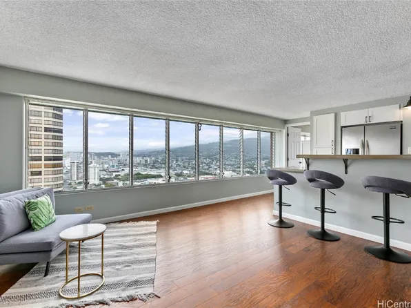2525 Date St APT 3405, Honolulu, HI 96826