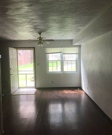 5th image of 5270 Greywood Dr APT 9