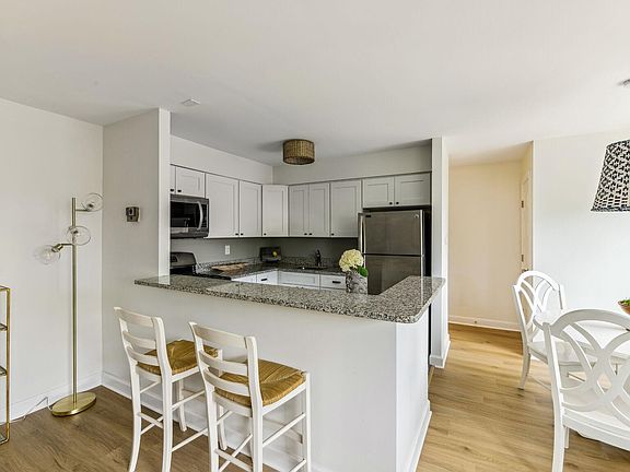 4th image of 2878 S Fort Scott Dr #407