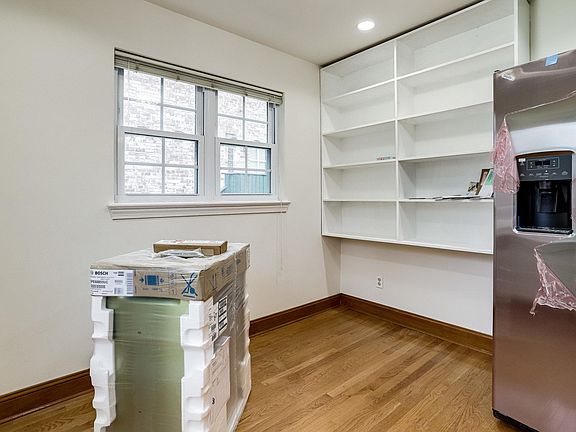 3rd image of 1001 23rd St S #1