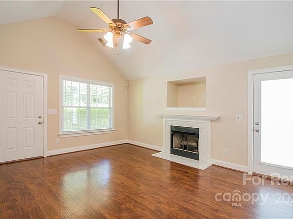 4th image of 13619 Glencreek Ln