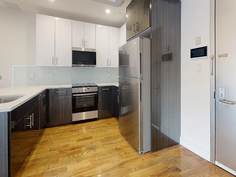 138-28 Queens Blvd #4L — Photo 15