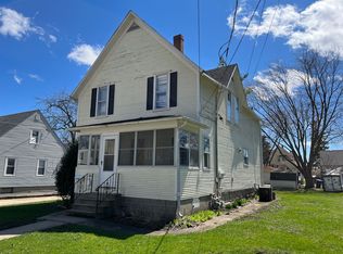 1204 State Street, Dekalb, IL 60115