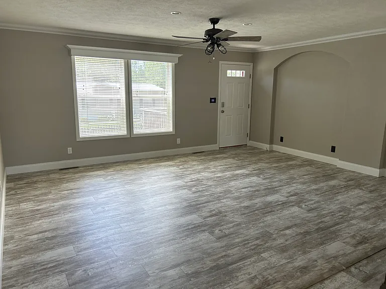 1800 E Prathersville Rd #169 — Photo 2