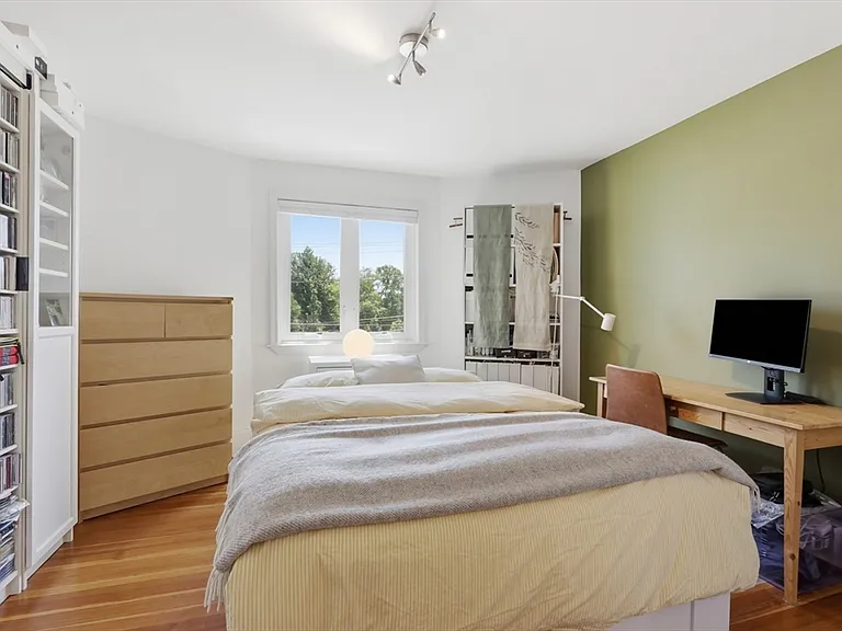 88 Vernal St #A — Photo 11