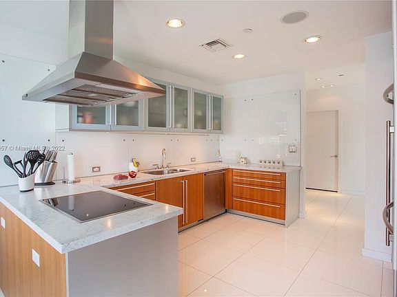 2nd image of 6103 Aqua Ave APT 502