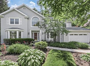 6535 Ashton Ln, Solon, OH 44139