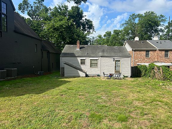4th image of 2300 Sharondale Dr