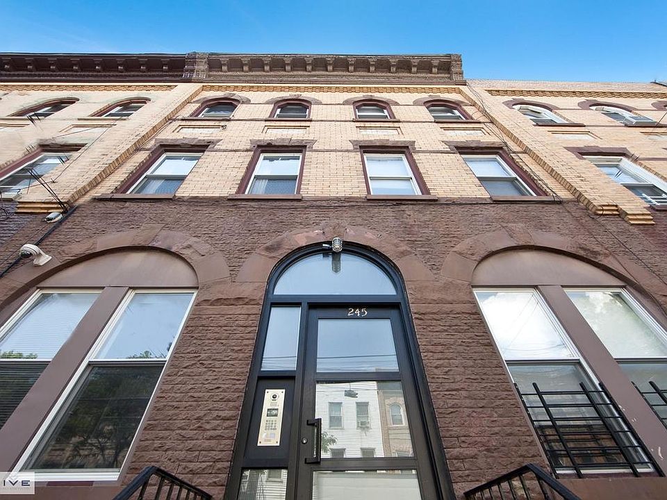 1st image of 245 Kingsland Ave