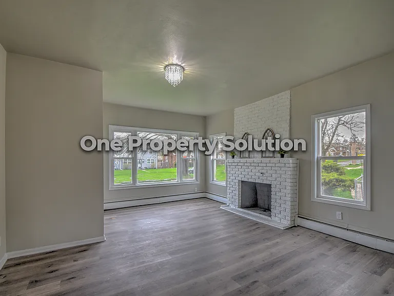3612 Van Buren St — Photo 4