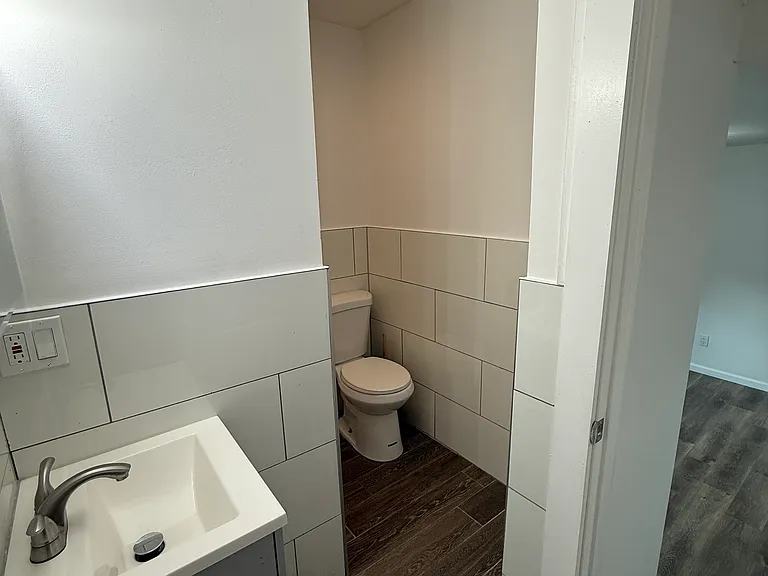 121 Hillview Ave #1 — Photo 8