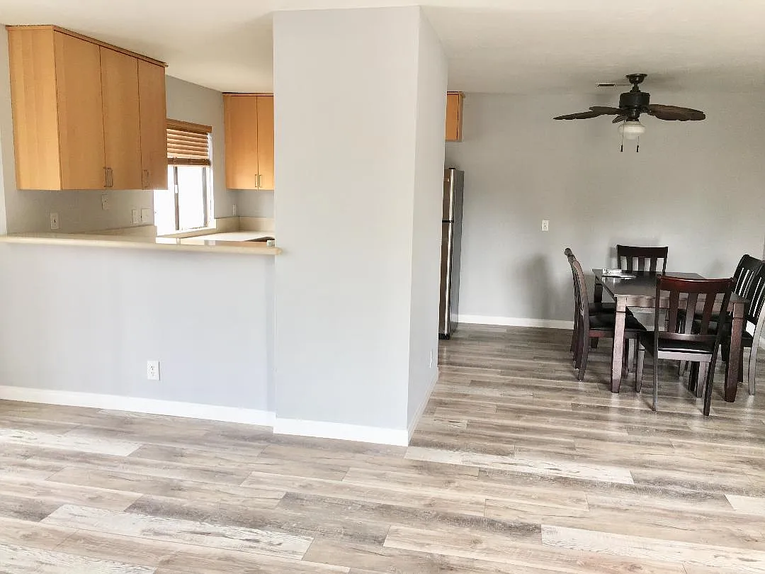 2 bed, 850 sqft, $3,150 — Photo 2