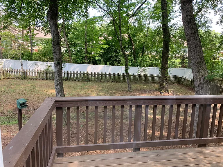 1517 Winters Hill Cir — Photo 5