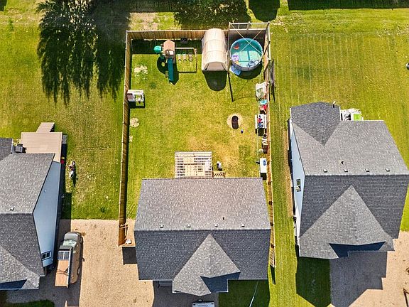 3rd image of 11117 N 104th Ave