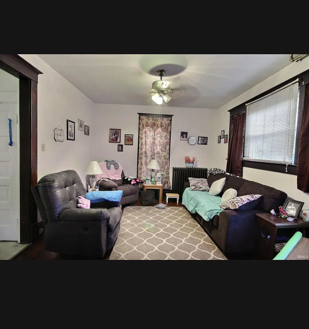 2 bed, 1200 sqft, $895 — Photo 3