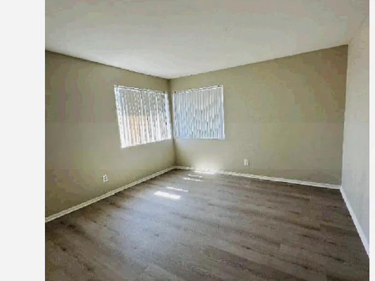 1337 Massachusetts Ave — Photo 18