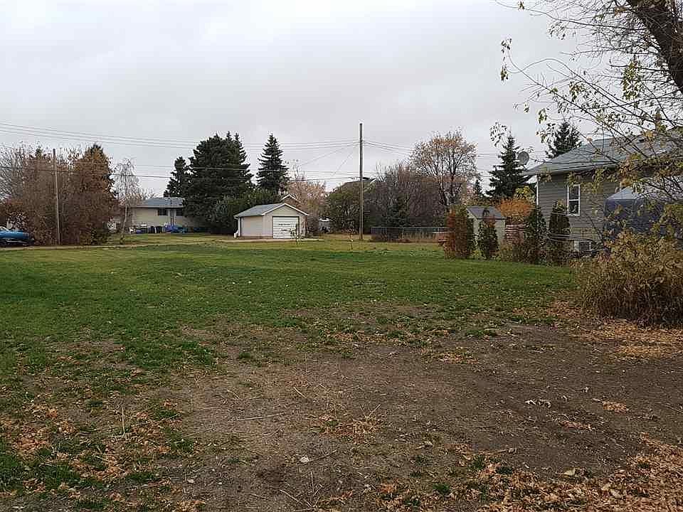 2nd image of 5606 52nd St