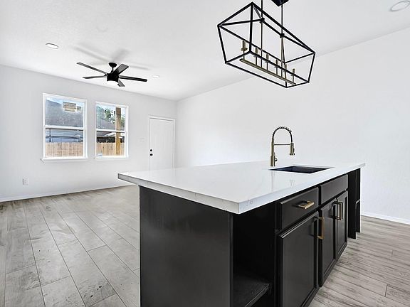 4th image of 7939 Goode St