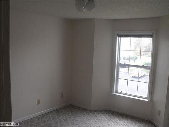 5th image of 3646 Morris Farm Dr APT 2A