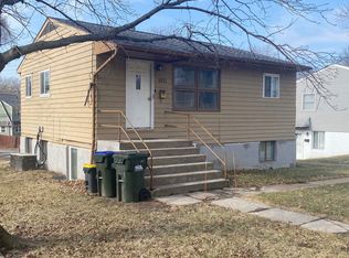 1631 Muscatine Ave APT B, Iowa City, IA