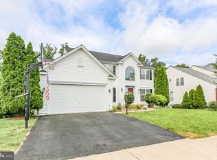 71 Riggs Rd, Fredericksburg, VA 22405