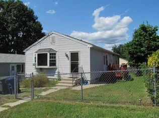 130 Voight Ave, Bridgeport, CT 06606