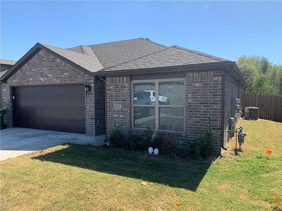1st image of 1611 Purple Finch St